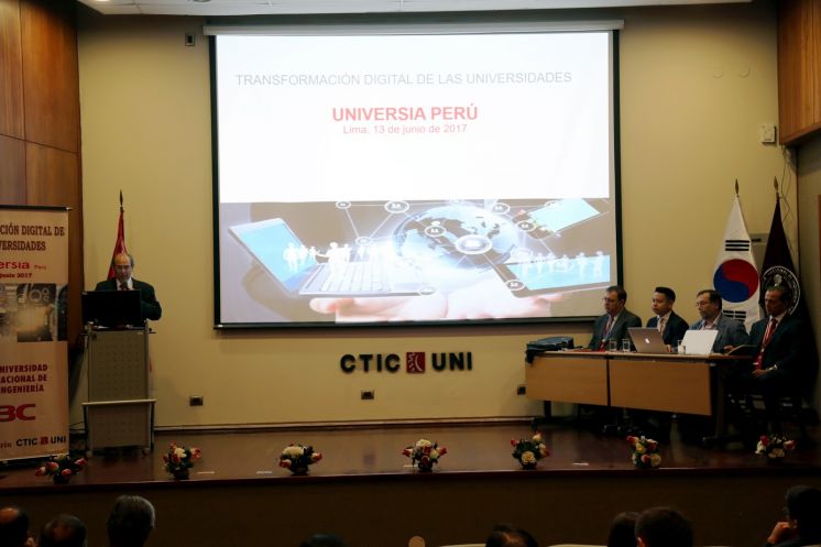 Se llevó a cabo charla sobre “Transformación digital de las universidades” en el CTIC UNI